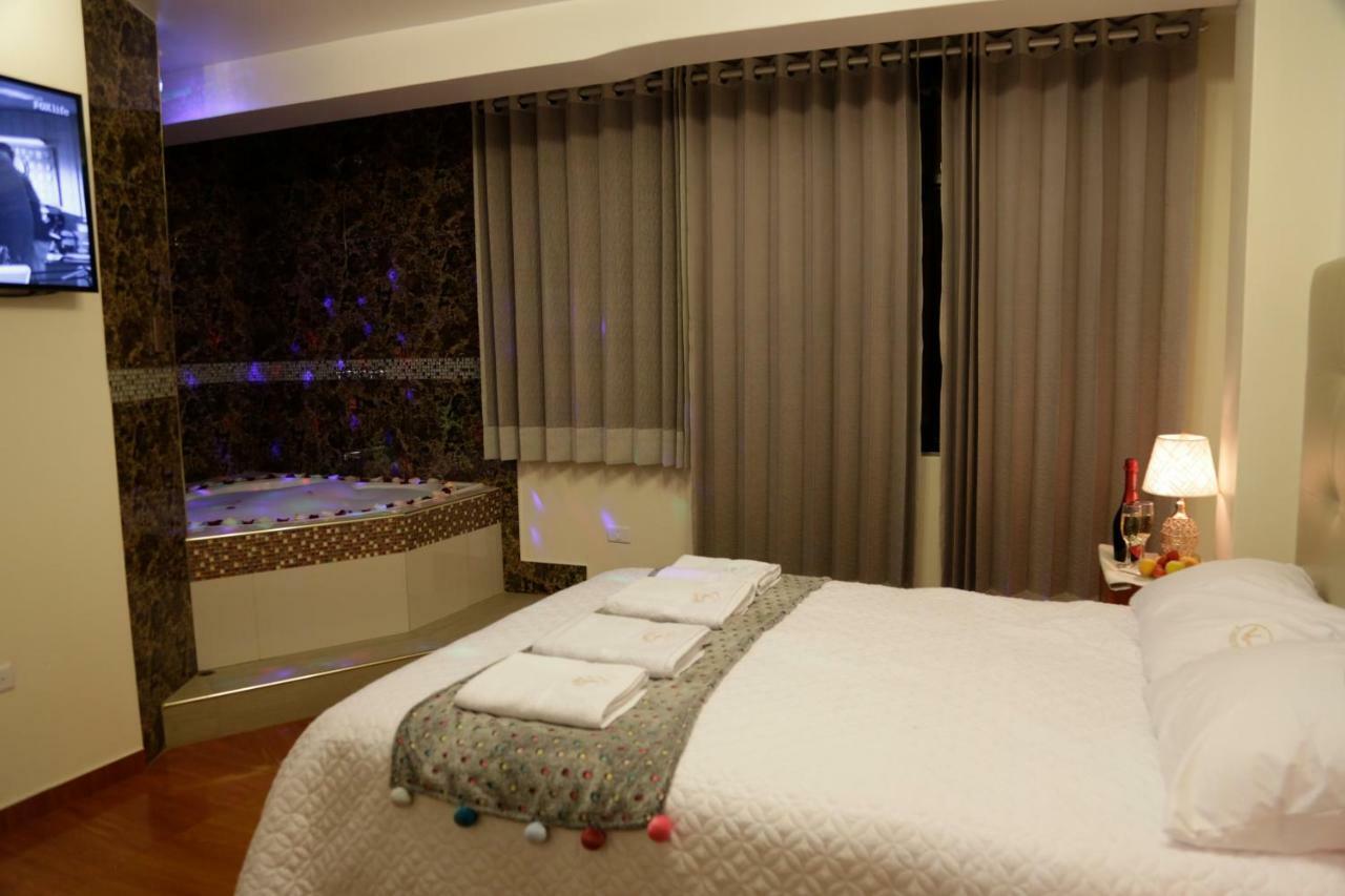 Puno Victoria Suites Bagian luar foto